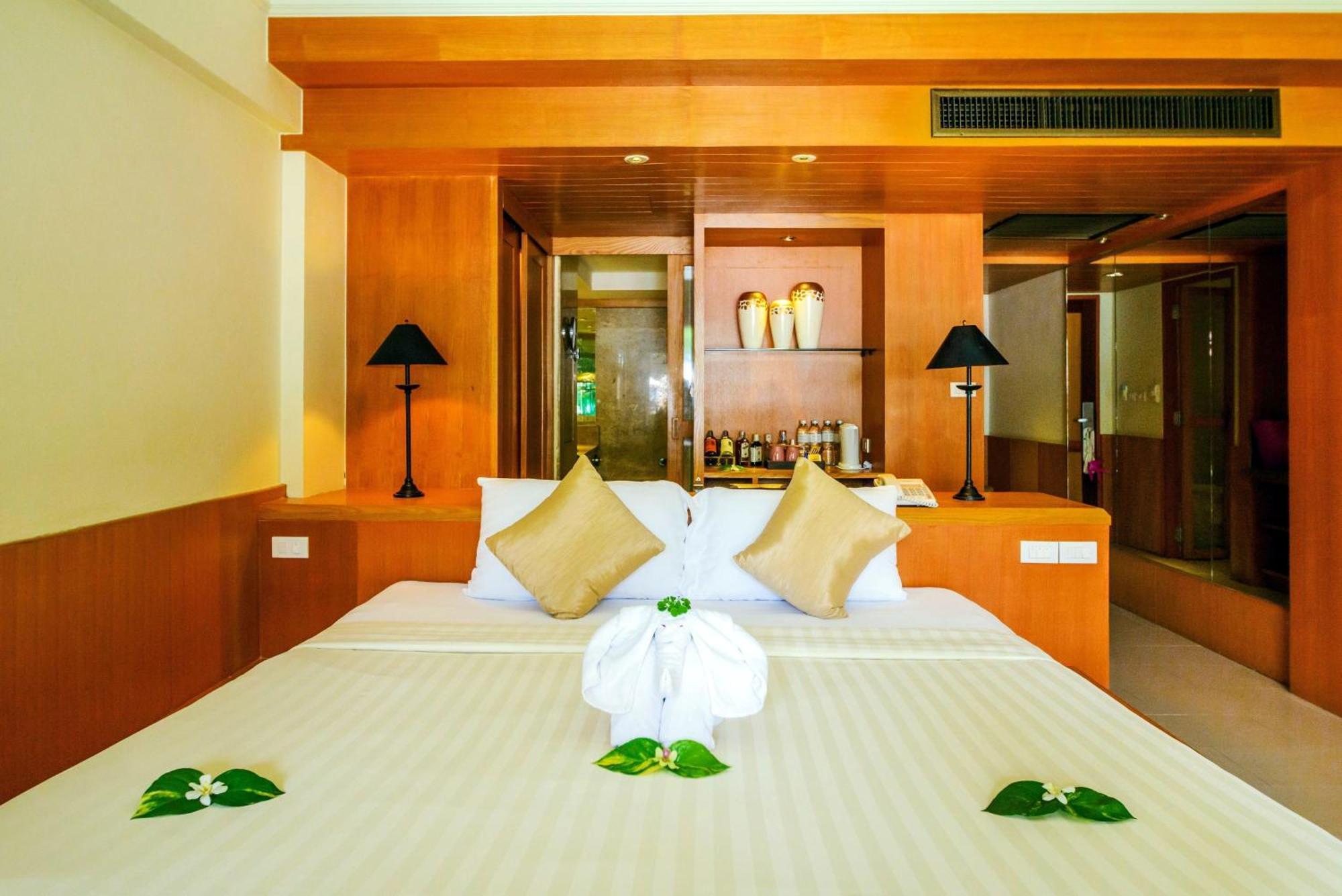 普吉岛-瓶庐海景度假酒店 Phuket Pl Seaview Resort Patong Luaran gambar