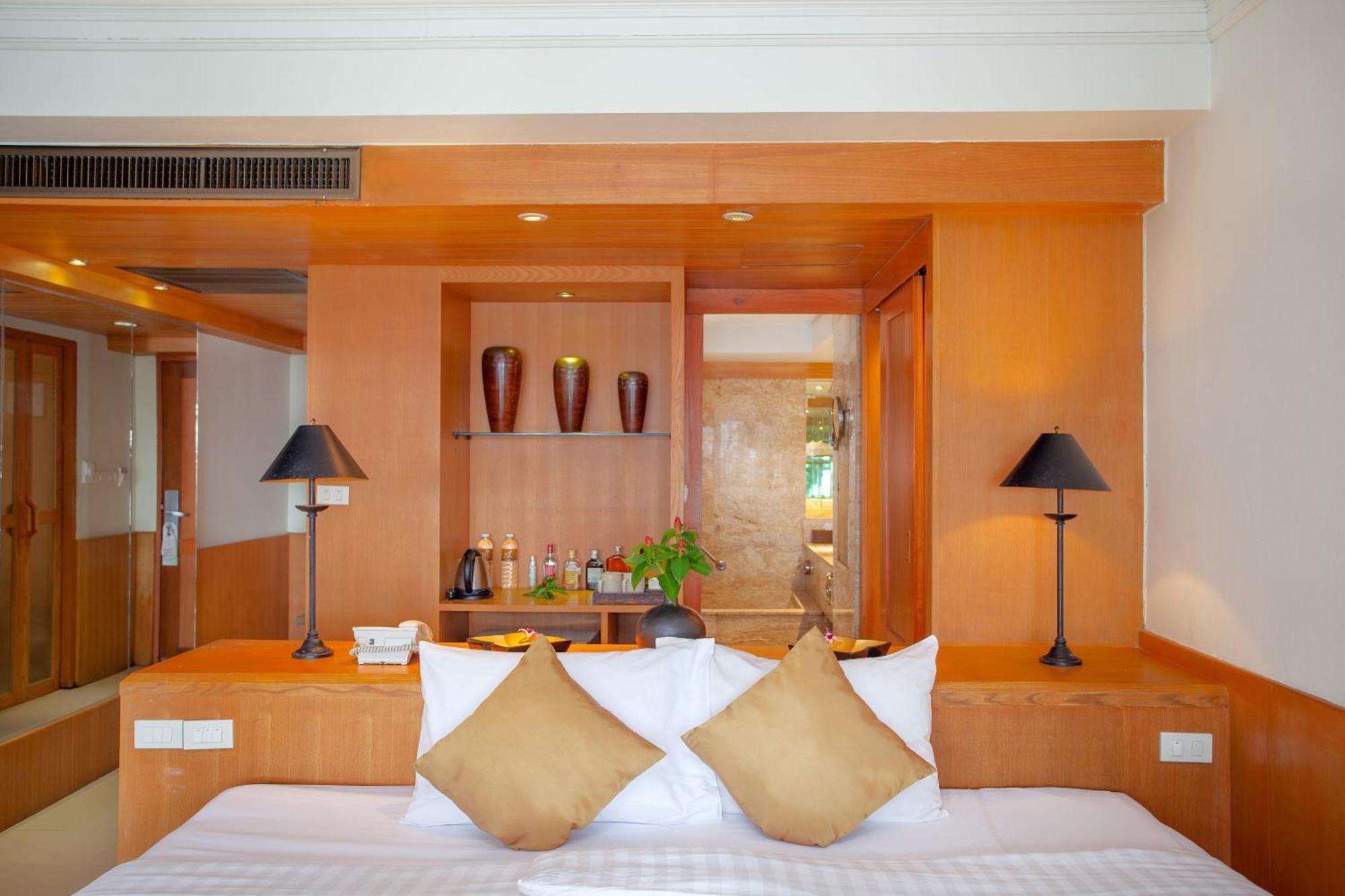 普吉岛-瓶庐海景度假酒店 Phuket Pl Seaview Resort Patong Luaran gambar