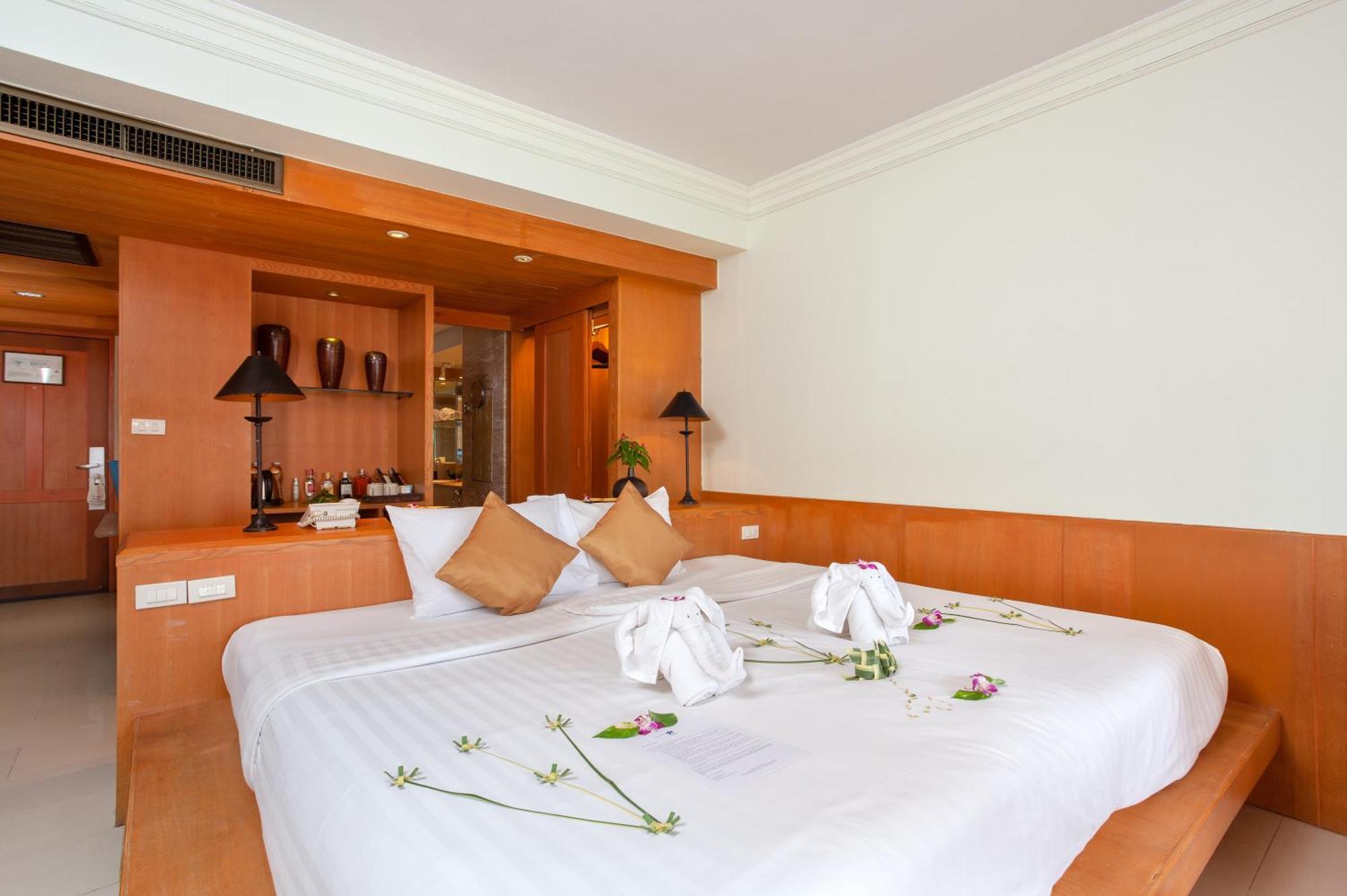 普吉岛-瓶庐海景度假酒店 Phuket Pl Seaview Resort Patong Luaran gambar